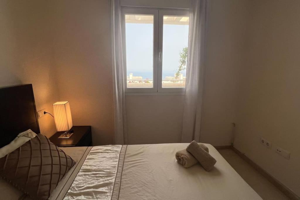 Vistas Mar Y Montana Apartment เบนัลมาเดนา ภายนอก รูปภาพ