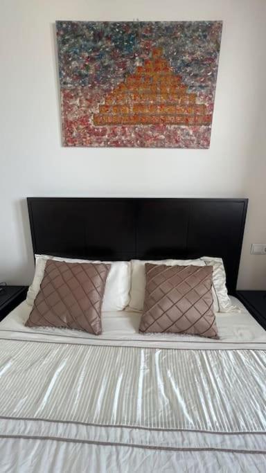 Vistas Mar Y Montana Apartment เบนัลมาเดนา ภายนอก รูปภาพ